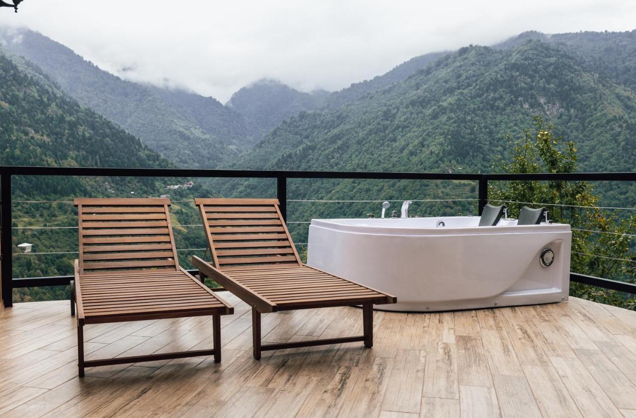 Unique Boutique Hotel Near Batumi Zeda Chkhutuneti Extérieur photo